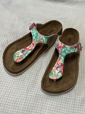 Birkenstock sandals Gizeh flowery print straps soft foot bed women’s 5 EU 36